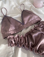 Load image into Gallery viewer, SATIN SOHO SET
